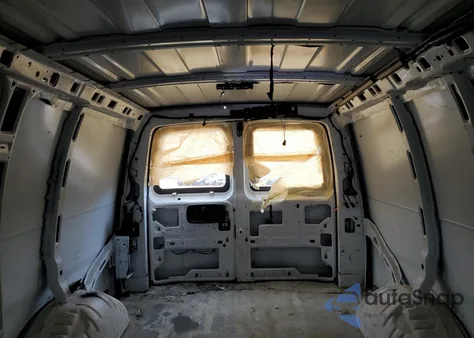 2021 Chevrolet Express G2500 z USA, uszkodzony, nr VIN 1GCWGAFP0M1207035